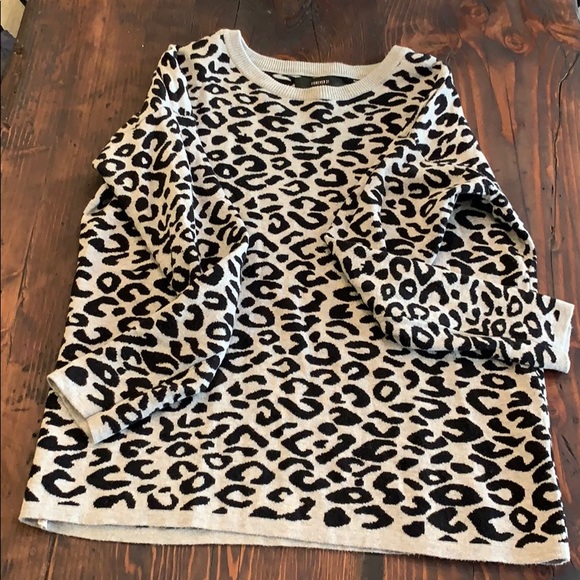 Forever 21 Sweaters - Leopard sweater